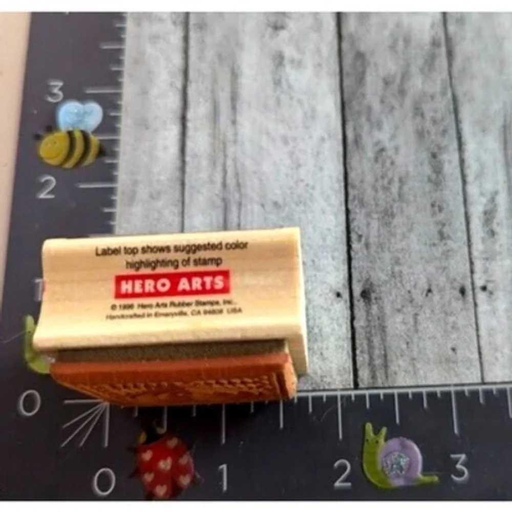 Hero Arts Hearts On Heart C1085 Rubber Stamp Wood #B108